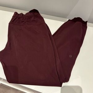 Lululemon Dance Studio Mid-Rise Jogger Full length- barely worn!!